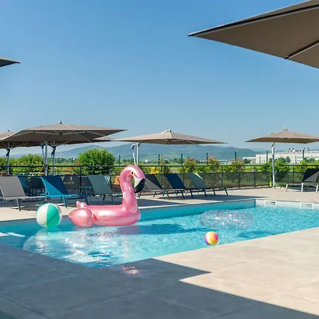 Ibis Styles Nord Hotel 3*